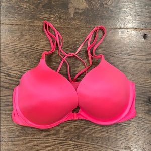 Victoria’s Secret strapping back padded bra